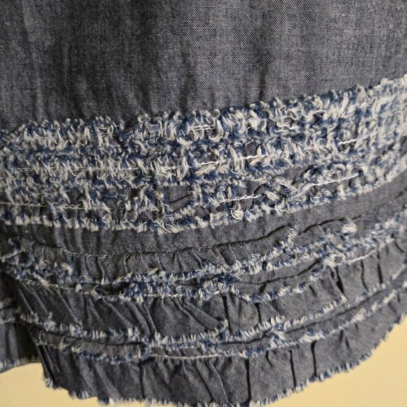 Tommy Bahama Denim Two Palms Ruffle Chambray Skirt 100% Cotton Size 6 - Picture 3 of 5